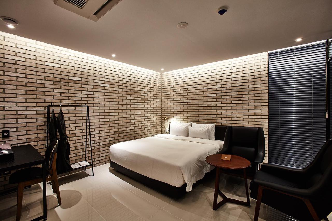 Hotel Wanted Incheon Exterior photo